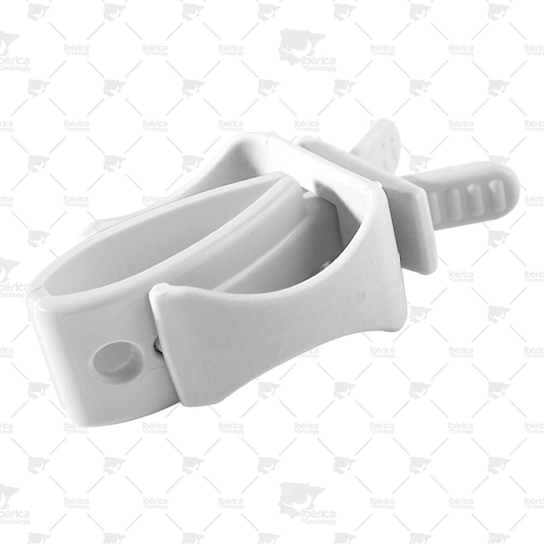 Pinza para Jibia I099 STA Soluzioni: Accesorio para asegurar la jibia en la jaula ibericadeornitologia